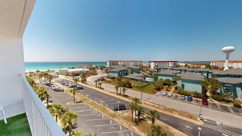 SeaCrest 714 | {{City}}, {{State}} Vacation Rental | #20