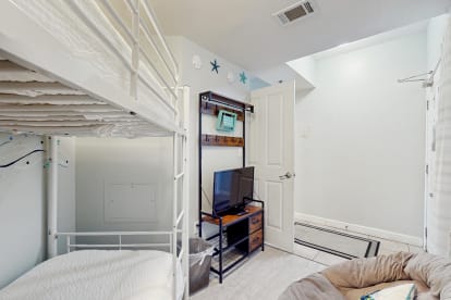 Shores of Panama 2310 - Thumbnail Image #23