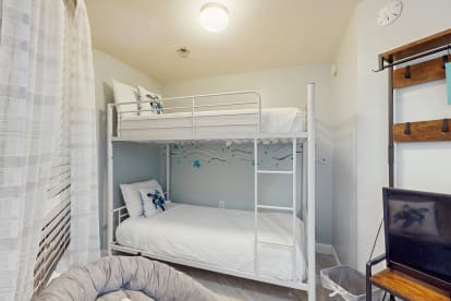 Shores of Panama 2310 - Thumbnail Image #21