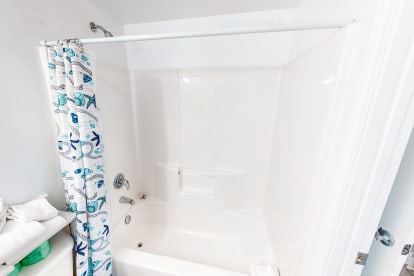 Shores of Panama 2104 - Thumbnail Image #17