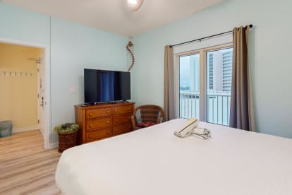 Shores of Panama 1318 - Thumbnail Image #14