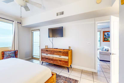 Shores of Panama 1001 - Thumbnail Image #12