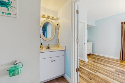 Shores of Panama 2124 - Thumbnail Image #12