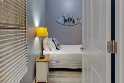 Shores of Panama 1023 - Thumbnail Image #19