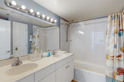 Shores of Panama 1023 - Thumbnail Image #14