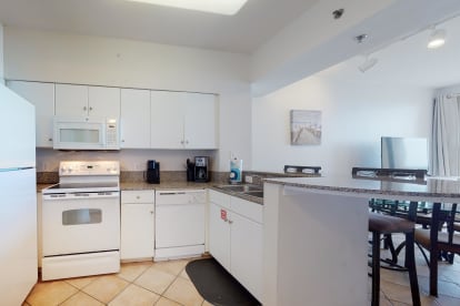 Shores of Panama 710 - Thumbnail Image #11