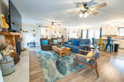 Hook, Wine N Sinker | {{City}}, {{State}} Vacation Rental | #5