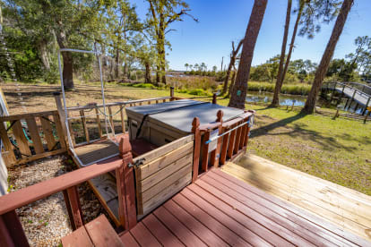 Hook, Wine N Sinker | {{City}}, {{State}} Vacation Rental | #34