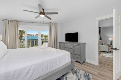 Bluegrass Beach Hideaway | {{City}}, {{State}} Vacation Rental | #25