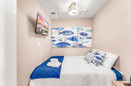 Aurora Shores SGI | {{City}}, {{State}} Vacation Rental | #14