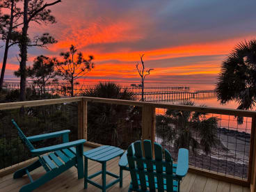 Old Bay | {{City}}, {{State}} Vacation Rental | #3