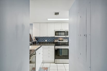 SeaCrest 704 | {{City}}, {{State}} Vacation Rental | #9