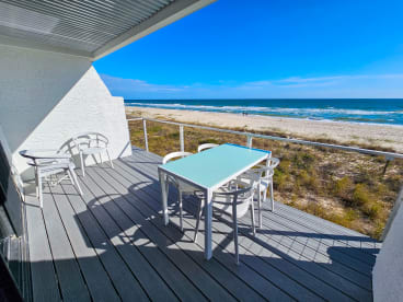Ocean Breeze | {{City}}, {{State}} Vacation Rental | #2