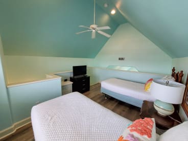 Sun Goddess | {{City}}, {{State}} Vacation Rental | #18