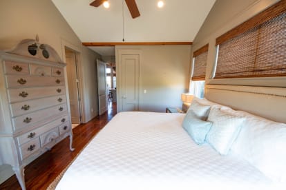 Forcynthia | {{City}}, {{State}} Vacation Rental | #36