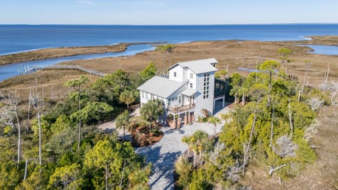 Forcynthia | {{City}}, {{State}} Vacation Rental | #2