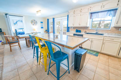 Hook, Wine N Sinker | {{City}}, {{State}} Vacation Rental | #10