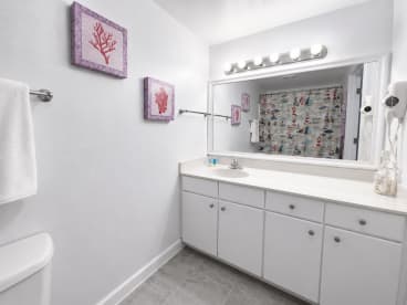 2128 condo on the beach w/GULF views - Thumbnail Image #15