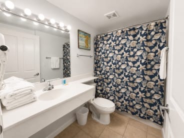 2128 condo on the beach w/GULF views - Thumbnail Image #18