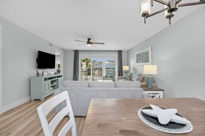 Bluegrass Beach Hideaway | {{City}}, {{State}} Vacation Rental | #16