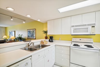SeaCrest 707 | {{City}}, {{State}} Vacation Rental | #4