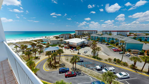 SeaCrest 706 | {{City}}, {{State}} Vacation Rental | #21