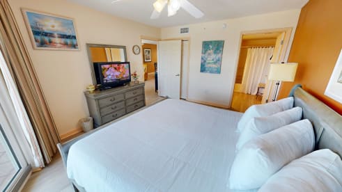 SeaCrest 706 | {{City}}, {{State}} Vacation Rental | #18
