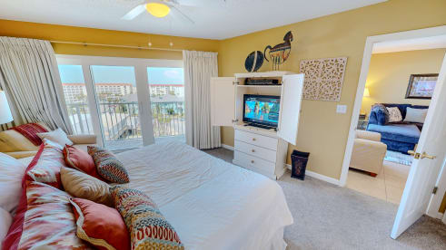 SeaCrest 705 | {{City}}, {{State}} Vacation Rental | #16