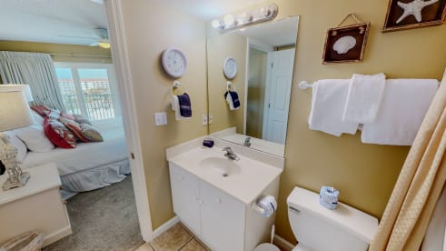 SeaCrest 705 | {{City}}, {{State}} Vacation Rental | #17