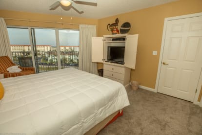 SeaCrest 705 | {{City}}, {{State}} Vacation Rental | #13