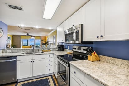 SeaCrest 703 | {{City}}, {{State}} Vacation Rental | #9