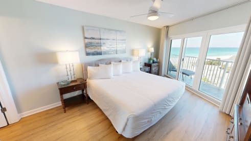 SeaCrest 702 | {{City}}, {{State}} Vacation Rental | #15