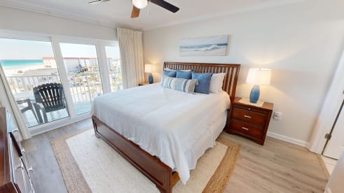 SeaCrest 701B | {{City}}, {{State}} Vacation Rental | #14