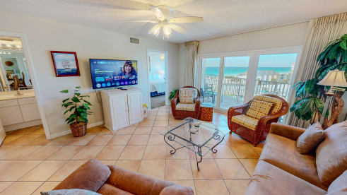 SeaCrest 605 | {{City}}, {{State}} Vacation Rental | #4