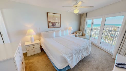SeaCrest 605 | {{City}}, {{State}} Vacation Rental | #16
