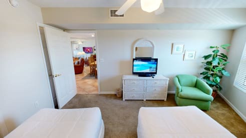 SeaCrest 605 | {{City}}, {{State}} Vacation Rental | #10