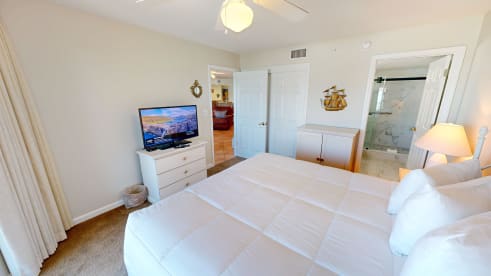 SeaCrest 605 | {{City}}, {{State}} Vacation Rental | #15