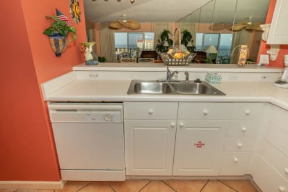 SeaCrest 605 | {{City}}, {{State}} Vacation Rental | #6