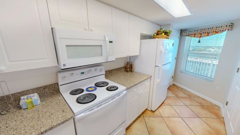 SeaCrest 605 | {{City}}, {{State}} Vacation Rental | #8