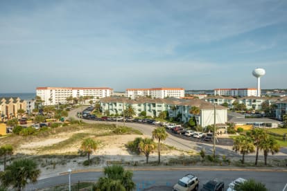 SeaCrest 605 | {{City}}, {{State}} Vacation Rental | #18