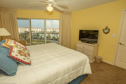 SeaCrest 605 | {{City}}, {{State}} Vacation Rental | #13