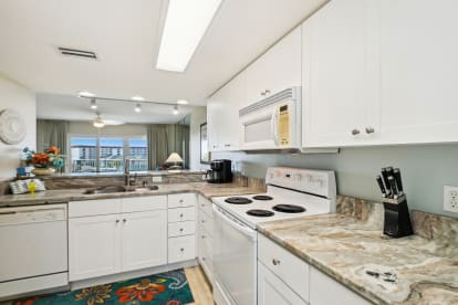 SeaCrest 511 | {{City}}, {{State}} Vacation Rental | #15