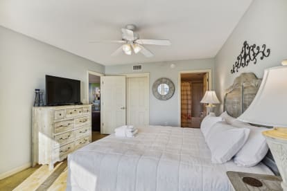 SeaCrest 502 | {{City}}, {{State}} Vacation Rental | #24