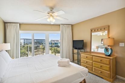 SeaCrest 405 | {{City}}, {{State}} Vacation Rental | #23
