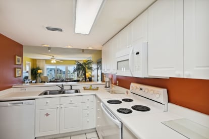 SeaCrest 405 | {{City}}, {{State}} Vacation Rental | #11