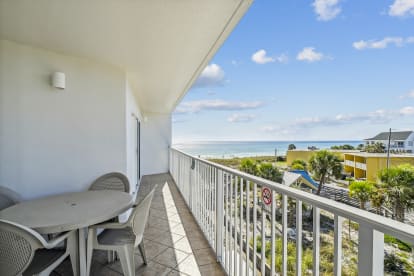 SeaCrest 402 | {{City}}, {{State}} Vacation Rental | #2