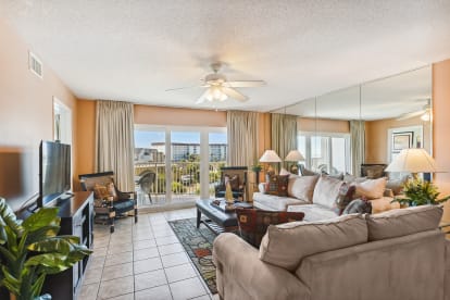 SeaCrest 402 | {{City}}, {{State}} Vacation Rental | #7