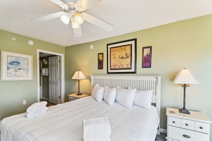 SeaCrest 402 | {{City}}, {{State}} Vacation Rental | #19