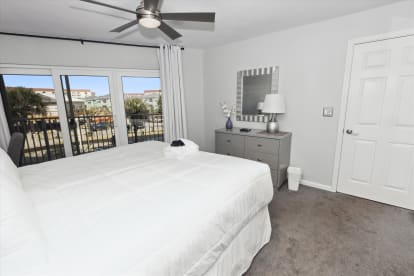 SeaCrest 305 | {{City}}, {{State}} Vacation Rental | #18