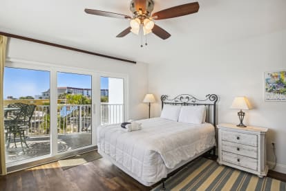 SeaCrest 301A | {{City}}, {{State}} Vacation Rental | #2